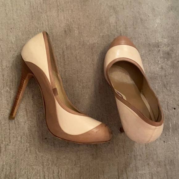 Cream and Camel Alexander McQueen Pumps - Picture 1 of 5
